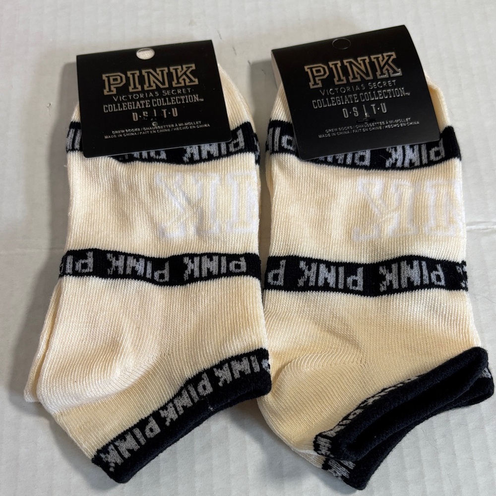 NWT $20 PINK Victoria's Secret Cream & Black Low-Cut Socks 2-Pack